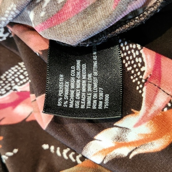 EAST 5th All in One Top - Picture 7 of 7